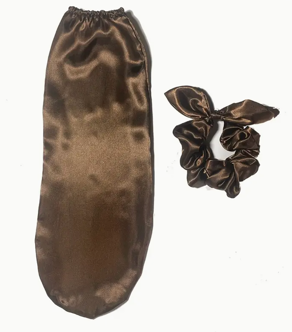 Attache protectrice en satin